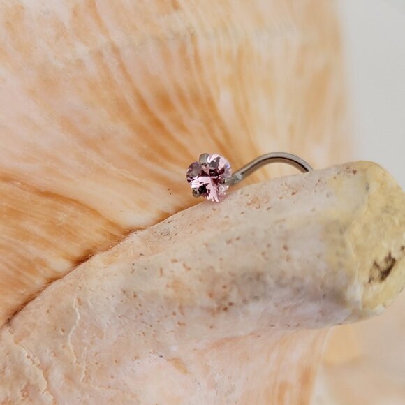18G Pink heart nose screw nostil piercing jewelry prong set CZ gem - Picture 3 of 4